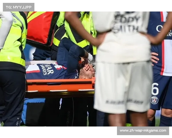 世界杯预选赛法国金彭贝头球解围 世界杯预选赛法国金彭贝头球解围